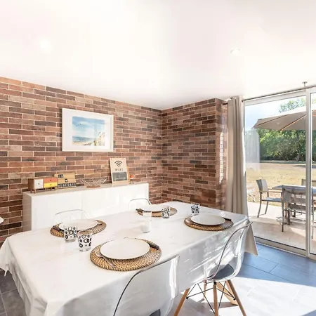 Holiday home La Cheneraie By Interhome
